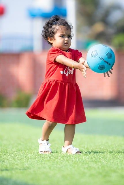 备战灰熊！湖人詹姆斯42000分预警，名嘴：换帅如换刀，并不好打.